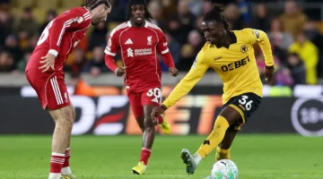 هدف محمد صلاح القاتل يمنح ليفربول فوزاً ثميناً أمام فريق وولفز